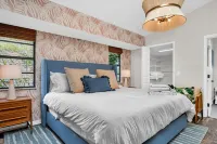 10 Min to the best beach & golf course! Massive Home: Pool, Hot Tub, Game Room! - 3つ星