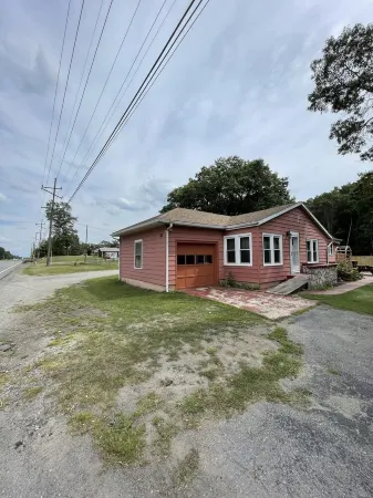 Charming home with a pool