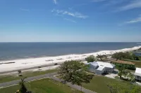 Luxury Home with Beach Views with Pool/Spa