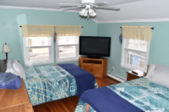 Lotti's Landing - Seaside Beach House - Onset, MA