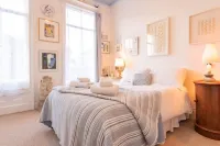 Spacious & Great Location Flat Close to the Seafront