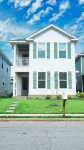 Downtown Luxurious Home - New Construction, Minutes to the Beaches, Sleeps 8