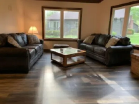 Apple Valley Lake, Pool and Beaches! Guest Passes available for a fee! Hotels in Howard Township