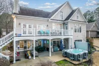 PRIVATE LAKEFRONT HOME WITH HOT TUB & AMAZING VIEW OF LAKE OCONEE