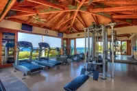 Luxurious Hali'i Kai Townhome with fabulous Ocean views and Private Ocean Club