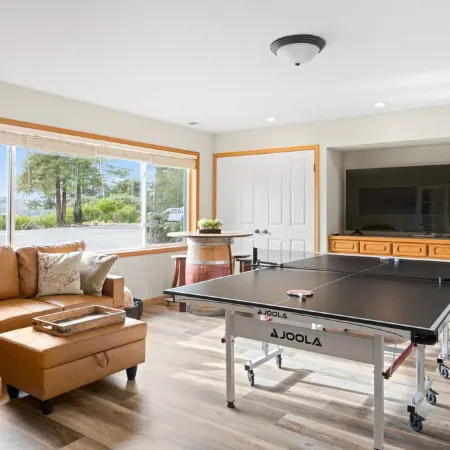 Renovated home w/ breathtaking views of the bay and new hot tub