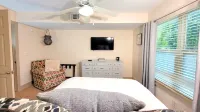 Peaceful & Comfy Condo in the ❤ of all the action!