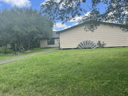 Nueces River, Texas Hill country,Private Riverfront Property on the Nueces River