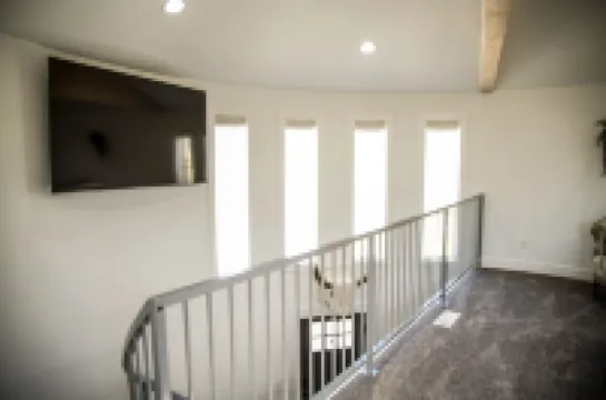 Gorgeous views, unique stay minutes away from hot pools, golfing, restaurants.