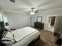 Stylish  home  in the heart of Youngsville near Youngsville Sports Complex. Hotels near Lafayette Regional Airport