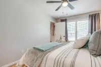 2-bedroom Home with Hot Tub near Granbury Square Hotel a Granbury