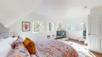 Beautiful Downtown Home