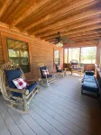 Open modern Cabin, fishing, shooting range, tranquil/private, firepit, 4W, canoe