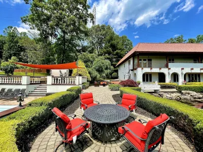 Welcome to @ViewLaneVilla "Insta/IG" NJ Mediterranean Villa with Lake Views Отели в г. 