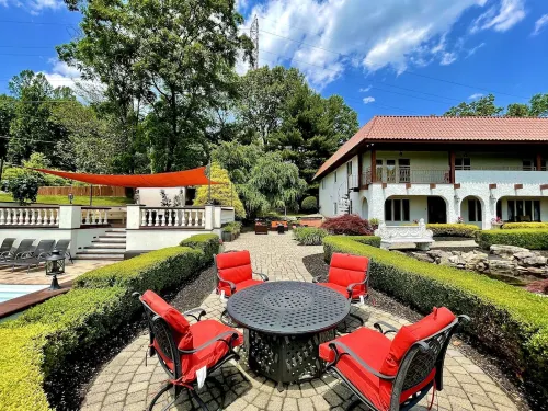 Welcome to @ViewLaneVilla "Insta/IG" NJ Mediterranean Villa with Lake Views