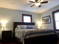 Rural Home, Hot Tub, Campfire, Hardwood Floors