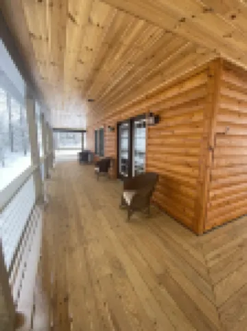 Relax in Our Secluded Hot Tub Overlooking the Pond with a Glass of Wine in Luray