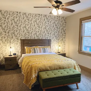 2-Bedroom Luxury Loft in the Heart of Downtown Munising