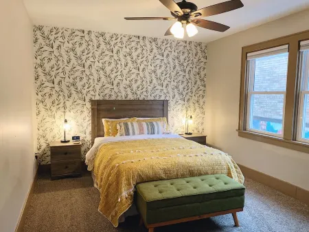 2-Bedroom Luxury Loft in the Heart of Downtown Munising