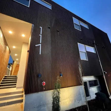 The Mountain View Penthouse in the Heart of Downtown White Salmon, Loft 18