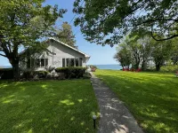 Stunning Lake Views From This Artistic Getaway