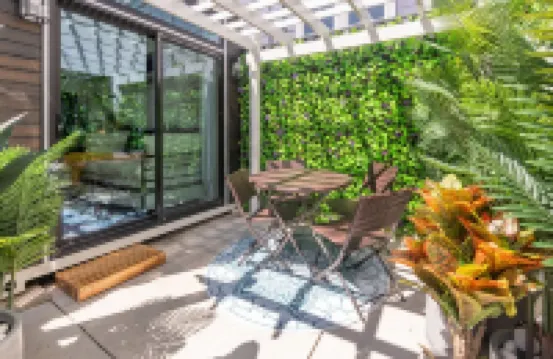 Luxury Retreat with Private Au Pair Suite