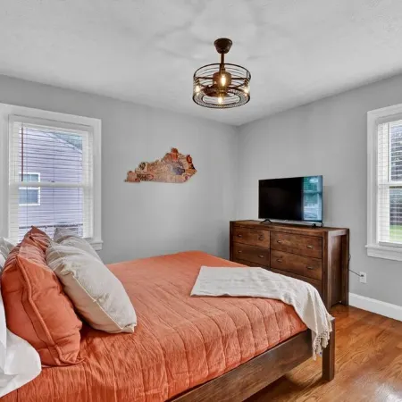 Charming 4Br w/ Fire Pit + Next to Barton 1792