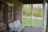 The 1764 Mohler House! Beautifully Restored Farmhouse 3BR/4BA on 9aces w/firepit Hotels in Ephrata Township