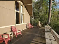 Cozy Ridge Top Mountain Cabin - A World Away