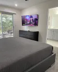 Spacious 4 Bedroom Resort Townhouse Near Disney & Universal Theme Parks!