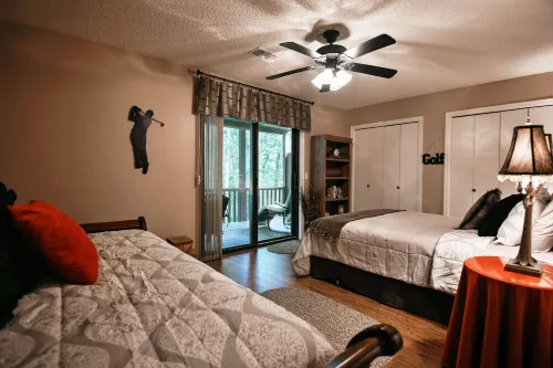 Spacious 3 Bedroom Townhouse newly renovated!