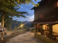 Chalet con giardino, terrazza e vista panoramica