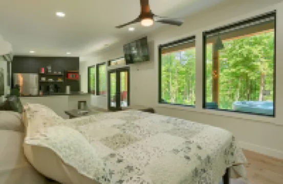 Love Shack at Trickle Creek at Hocking Hills