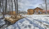 Winter at Kodow Kabin! 1865 cabin /hot tub close to Red Lodge and skiing!