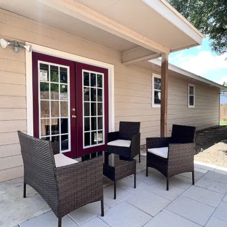 Comfy 3Bed/2Bath. EZ Access to Santa's Wonderland