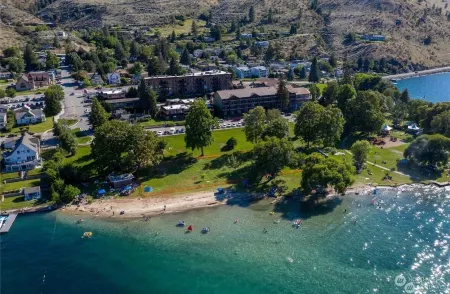 Waterfront 2-bed/2bath Suite w/Indoor Pool & Hot Tub