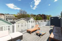 The Heart of Southie (Garage + Roof Deck)