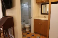 La Jolla-WindanSea-Beach Barber Track Studio