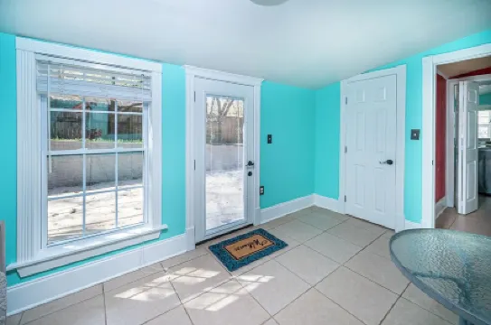 Modern comforts of home, close to all the amenities Madison Alabama has to offer