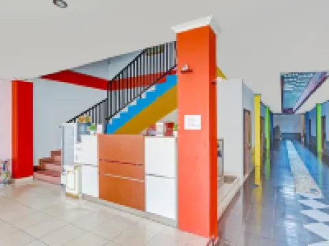 Hotel O Enggal Near Gor Saburai Formerly Hotel Pelangi โรงแรมในEngal