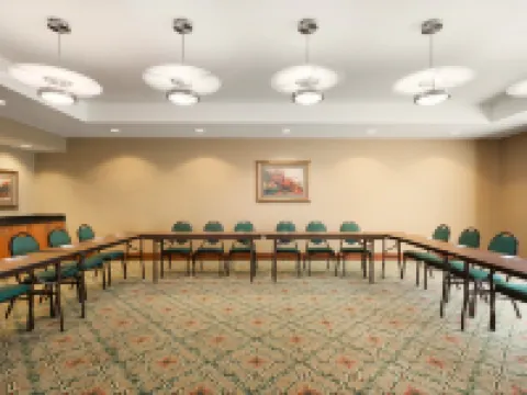 ハンプトン イン & スイーツ ウィリアムズバーグ セントラル ウィリアムズバーグのホテル