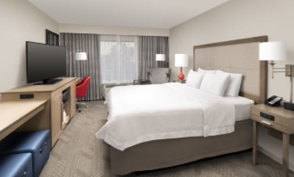 Hampton Inn & Suites Anaheim Garden Grove