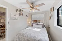 The Admiral's Roost ~ Steps to the beach and pool. Perfect for couples