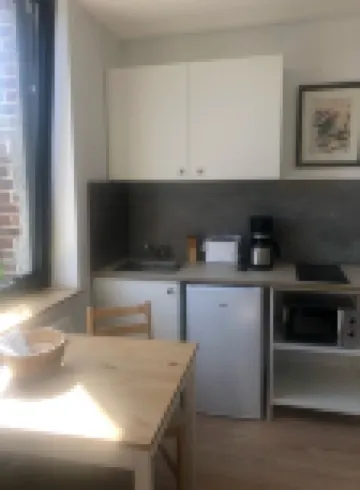 Romantic cottage 3 minutes from Etretat with garden - free parking