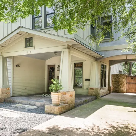 Luxury Austin Retreat for Families & Groups, Pool + Spa, Sleeps 15