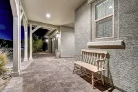 Estrella Mountain 5 Bdrm w/Views, Pool, and Games!