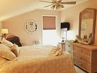 FANTASTIC OCEANFRONT ENCLAVE ON OAK ISLAND with DIRECT BEACH ACCESS