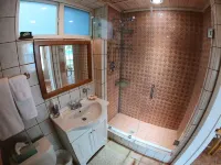 Bayside: Bayfront Villa W/ Free Onsite Boat Ramp Marina & Trailer Parking. Hoteles cerca de History of Diving Museum