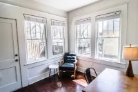 Belhaven Beauty  3Br/2BA Near Belhaven College & Med Center - 3-نجوم