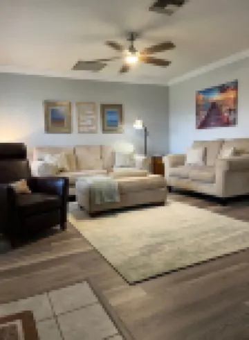 2 bedroom 2 bath single family home in Lake Placid FL. Located in Placid lakes